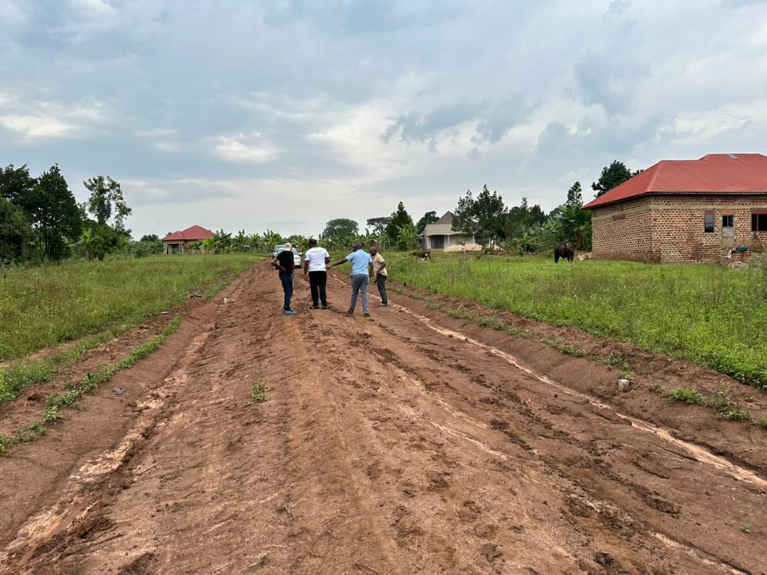 Upland Sites team visiting a residential land estate